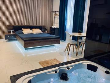 Appartement de vacances pour 2 personnes, avec jacuzzi dans Allier