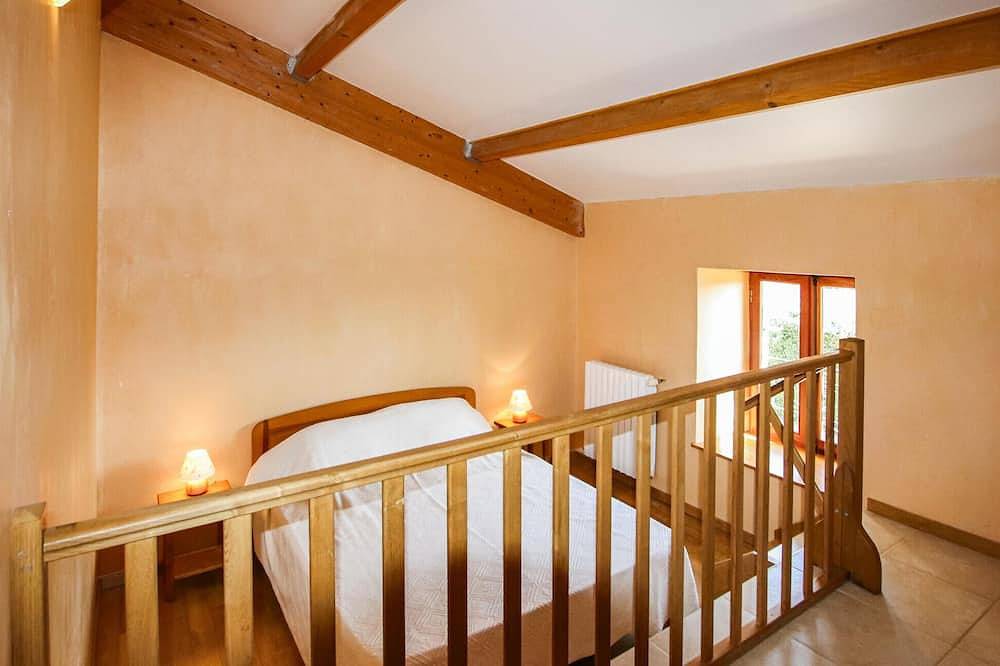 Cozy home in Salles sous Bois in Salles-sous-Bois, Nyons region