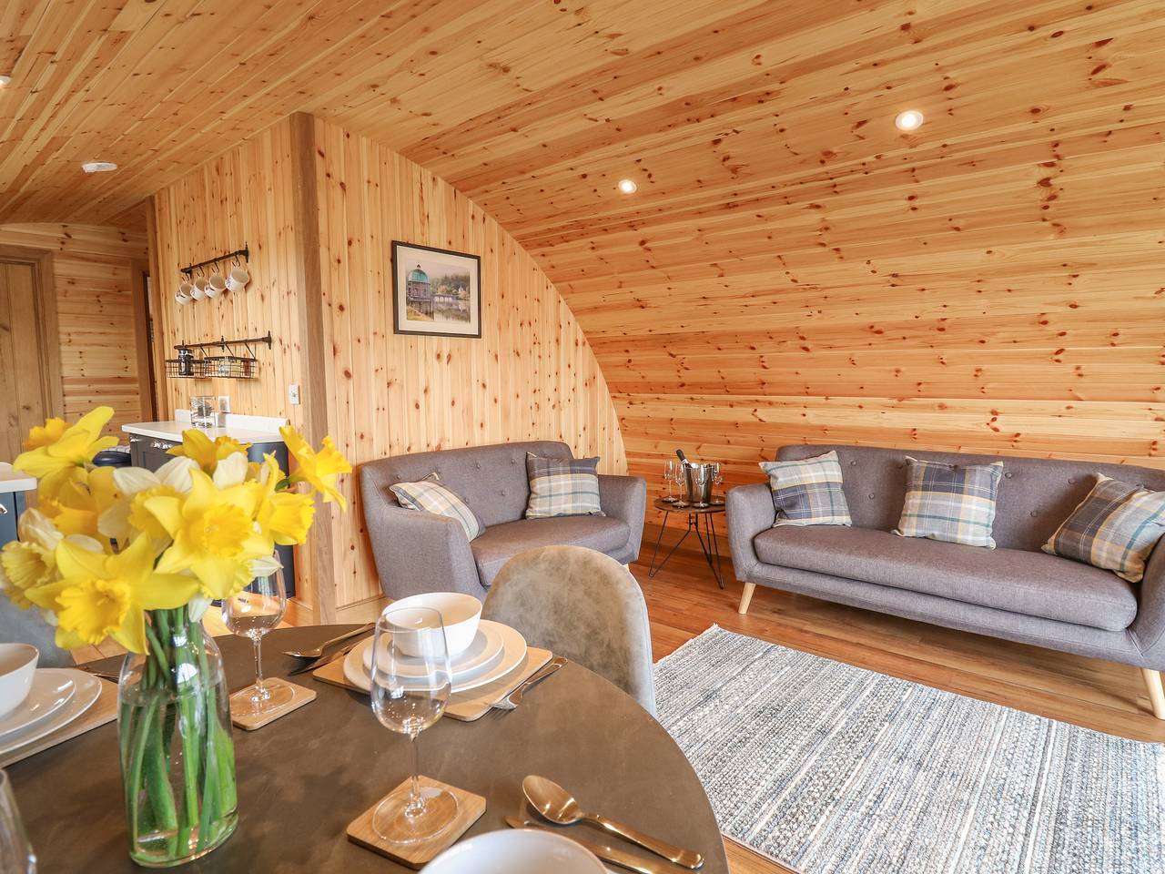 Lodge für 4 Personen mit Garten in Powys