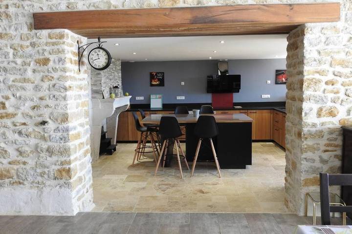 Location de vacances pour 12 personnes, avec terrasse, animaux acceptés dans Lac de Charmes - 2