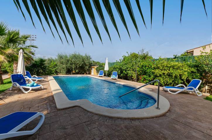 Luxus-Finca für 6 Personen, mit Terrasse und Garten sowie Pool in Can Picafort - 4