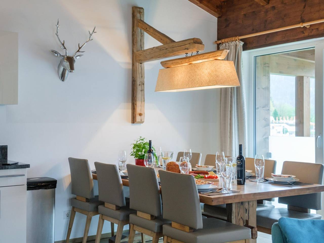 Geheel appartement, Comfortabel appartement met sauna en balkon in Piesendorf, Pinzgau