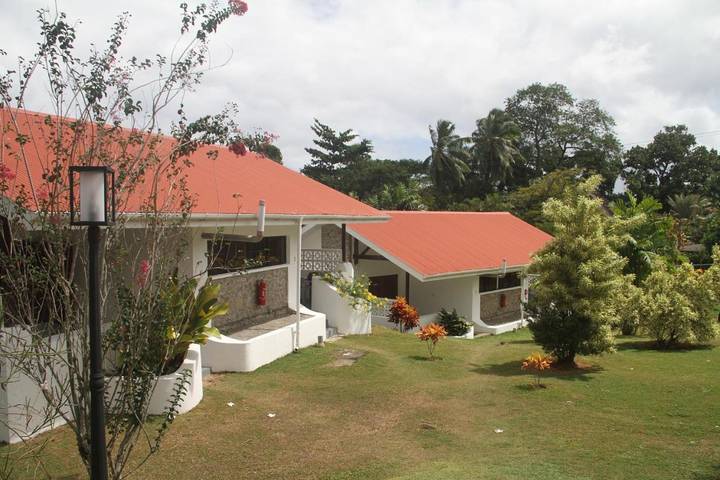 Location de vacances pour 3 personnes, avec vue et jardin dans Mahé - 2