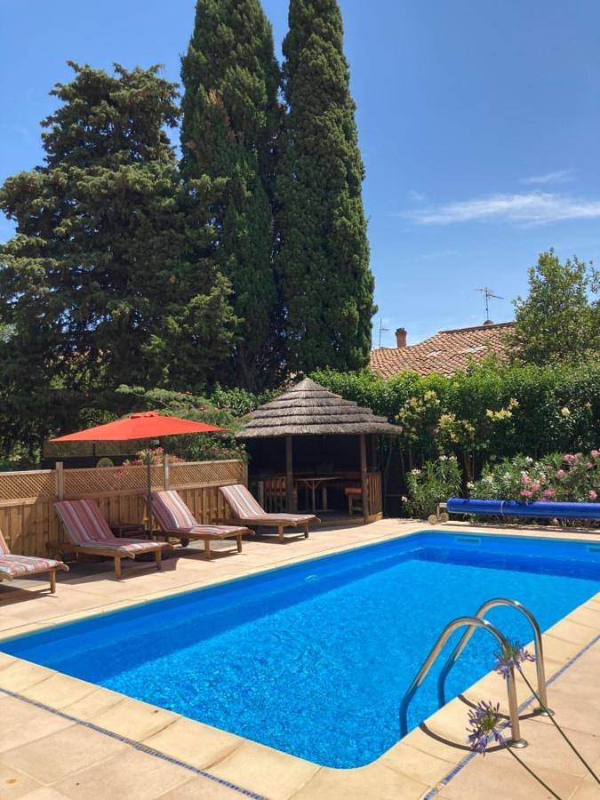 Location de vacances pour 2 personnes, avec jardin ainsi que piscine et vue à Bize-Minervois - 2
