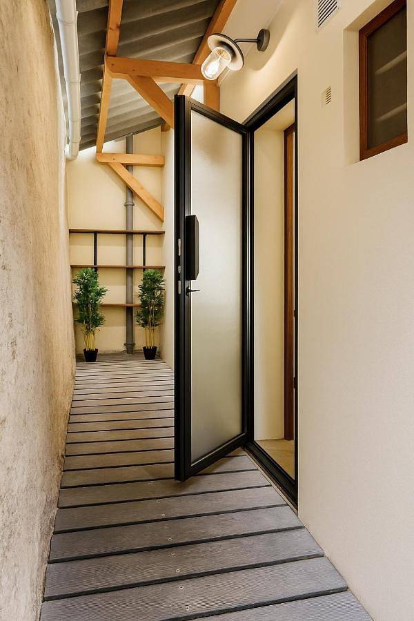 Gîte pour 4 personnes, avec terrasse et vue à Sainte-Tulle - 2