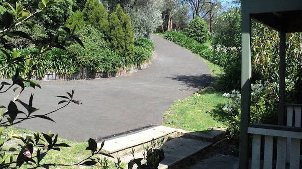 3/4 Morgen Beach House, zu Fuß zum Strand auf der Promenade, Familiengruppen und Haustiere willkommen in Melbourne, Mornington Peninsula