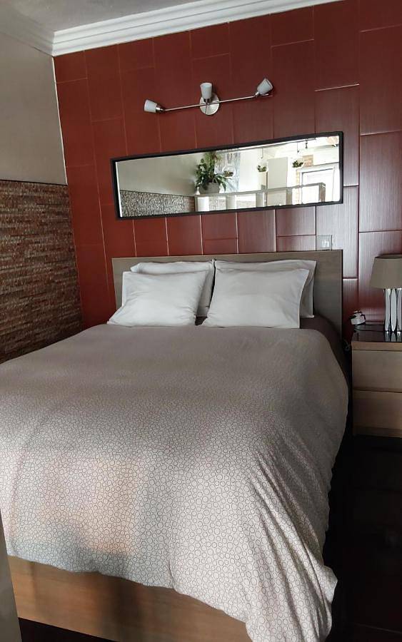 Apartamento inteiro, Studio Apartment in Praia da Vitória, Terceira