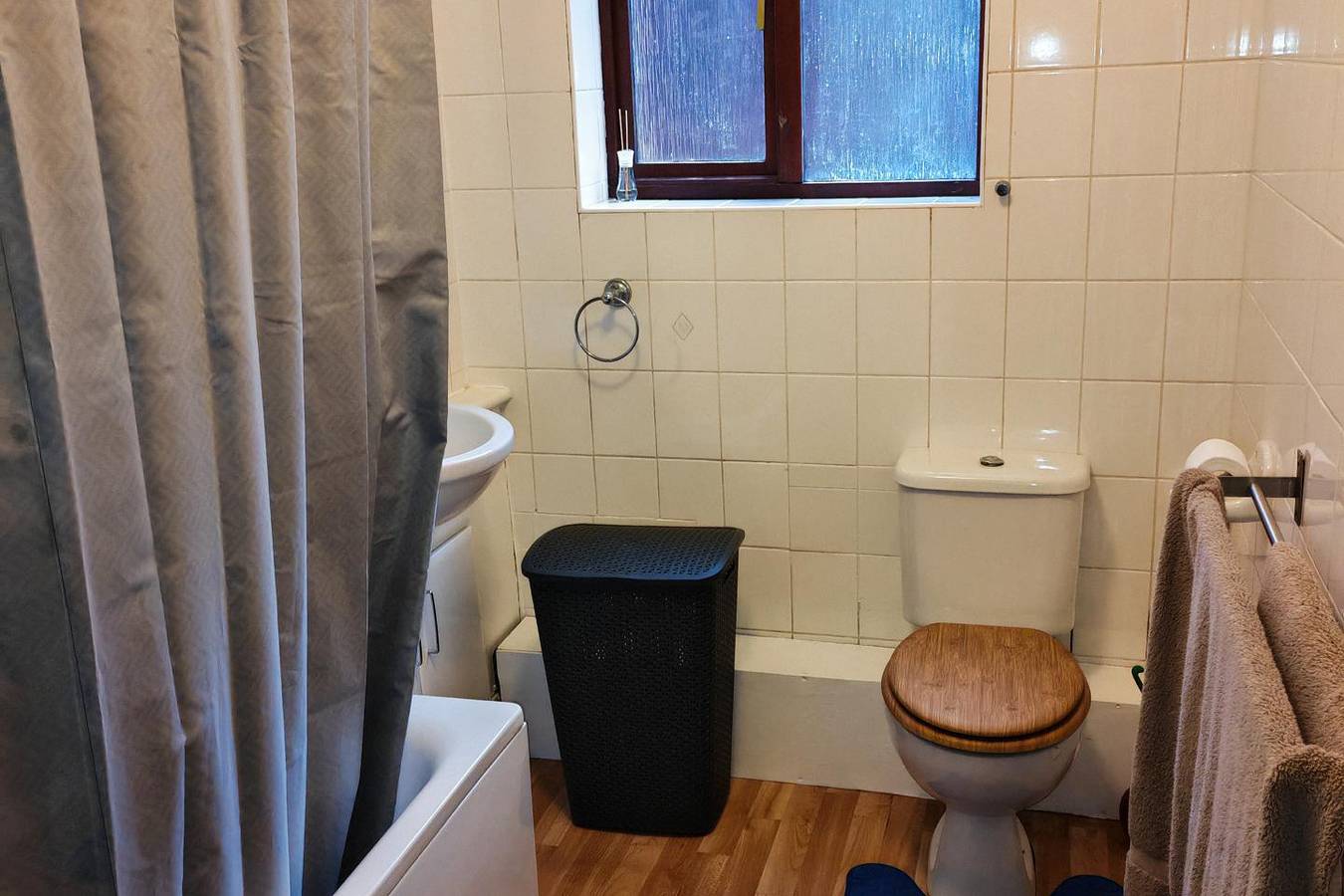 Entire vacation apartment, 1-Bed Apartment in Croydon -Free parking, Wifi in Croydon, London