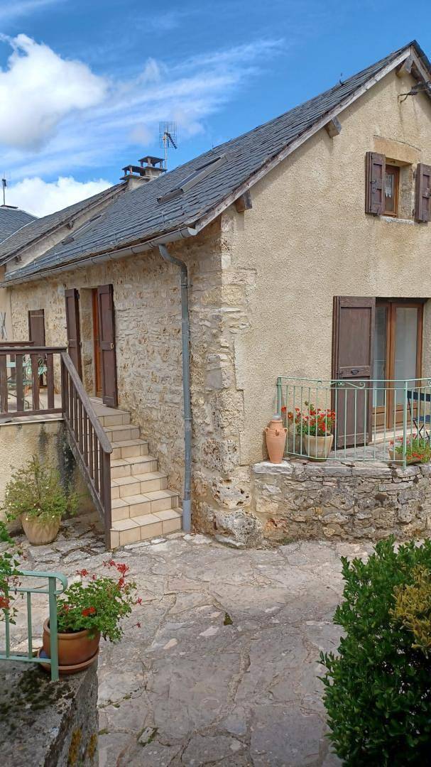 Gîte pour 4 personnes, avec jardin à La Canourgue