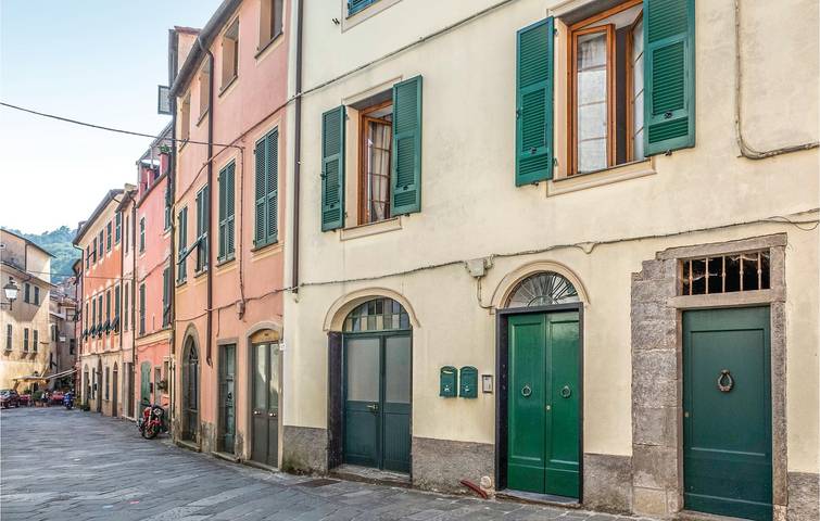 Appartamento per 5 persone, con Terrazza a Varese Ligure