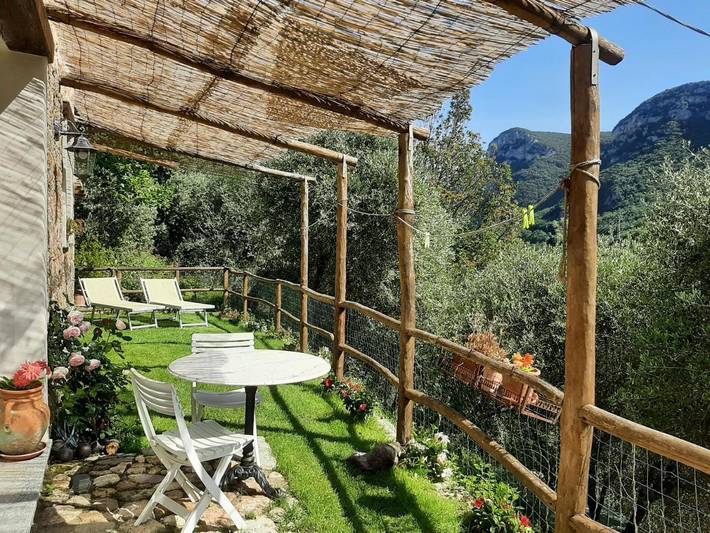 B&B für 3 Personen, mit Garten und Ausblick in Finale Ligure Gemeinde