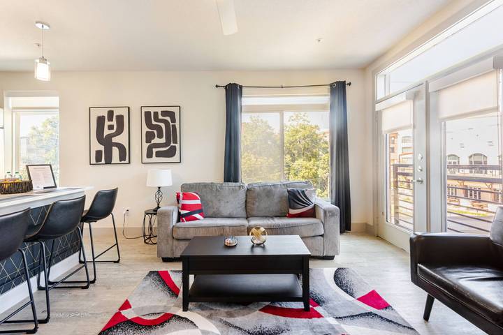 Apartamento entero, Piscina de lujo y estacionamiento gratuito en el centro de Riverwalk in San Antonio, Condado de Bexar