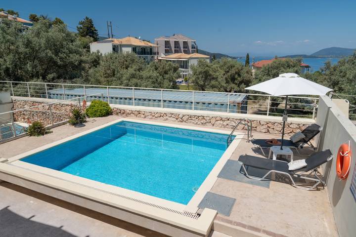 Gîte pour 4 personnes, avec balcon à Leucade - 2