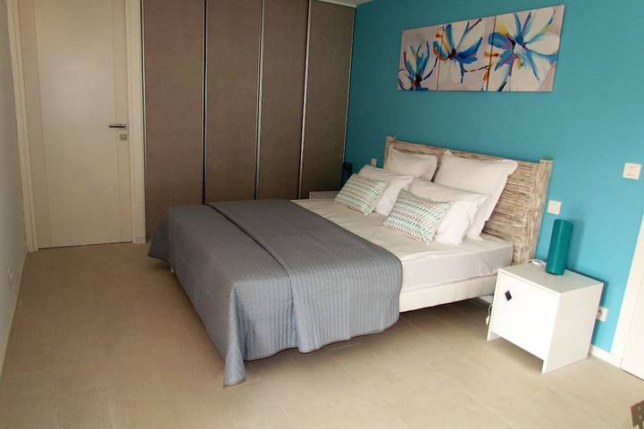 Gîte pour 6 personnes, avec jardin à Biot - 2