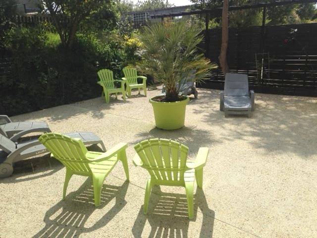 Hôtel pour 3 personnes, avec vue et terrasse ainsi que jardin et piscine à Bernières-sur-Mer - 3