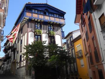 Gîte pour 3 personnes, avec balcon à Mutriku