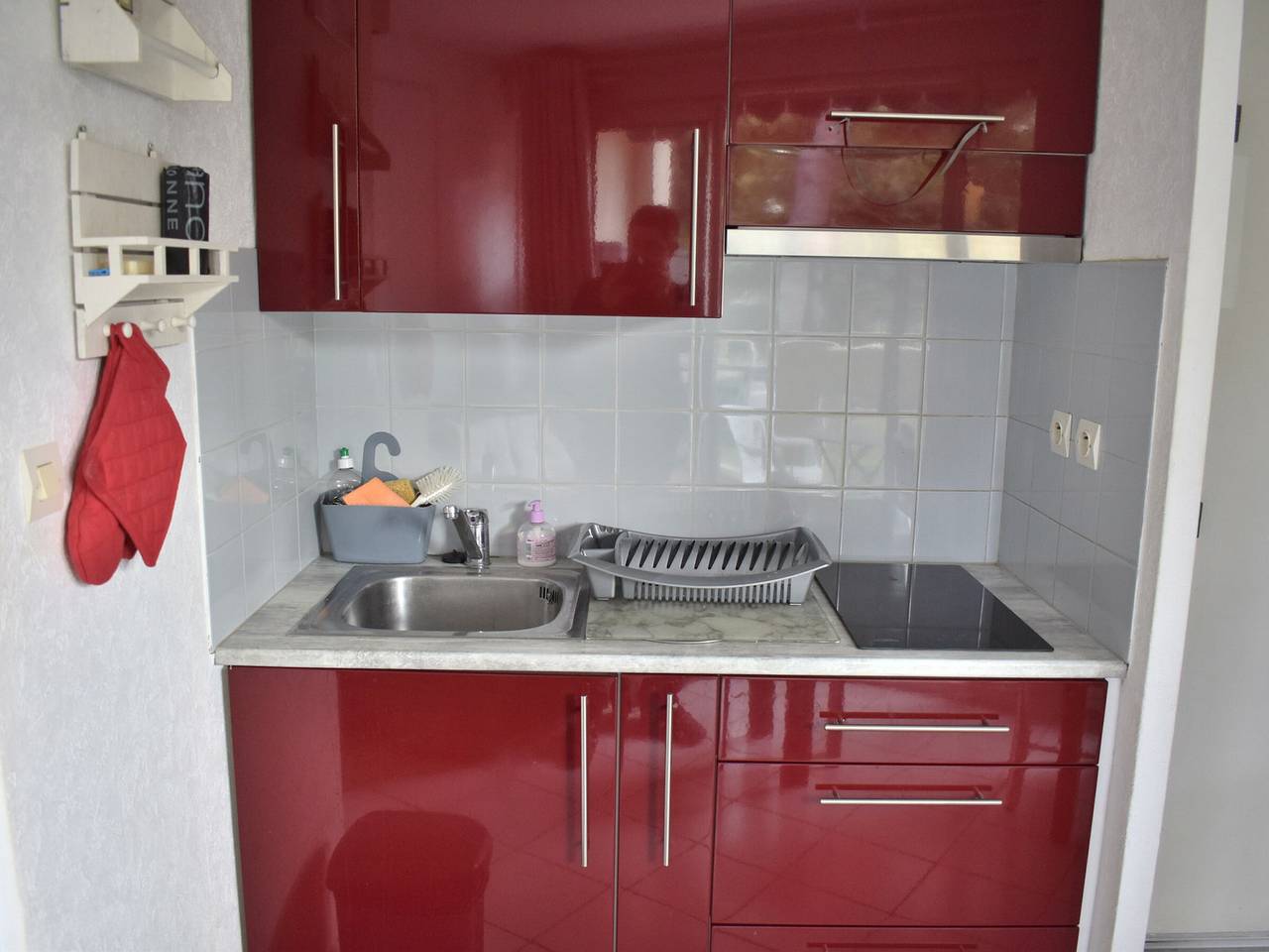 Entire apartment, Cozy T2 with balcony, pets allowed, air conditioning in Balaruc-les-Bains, Mediterranean Coast (France)
