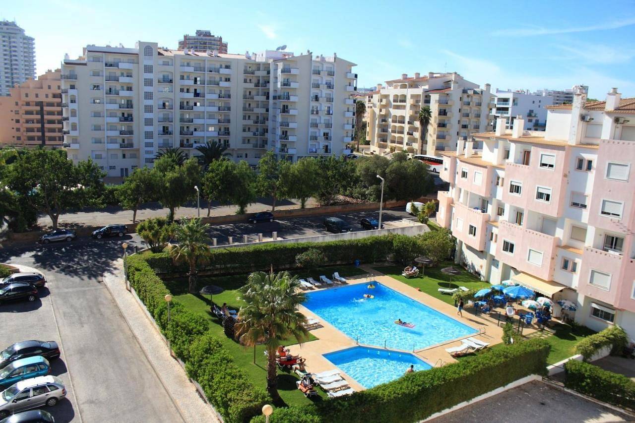 Castelos da Rocha in Praia da Rocha, Portimão