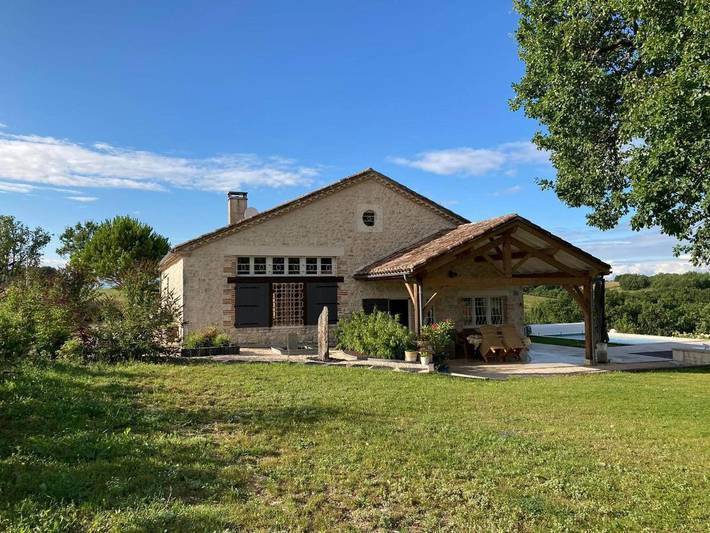Location de vacances pour 4 personnes, avec jardin ainsi que piscine et vue à Cazes-Mondenard - 4