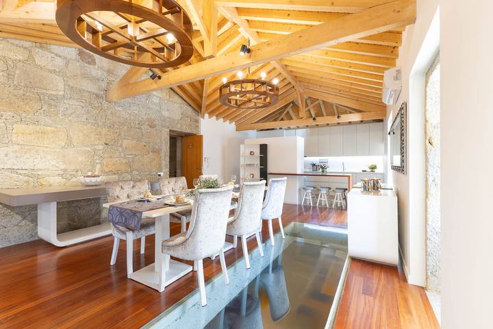 Location de vacances pour 8 personnes, avec Vue sur l’océan et Jardin dans Vilar de Mouros