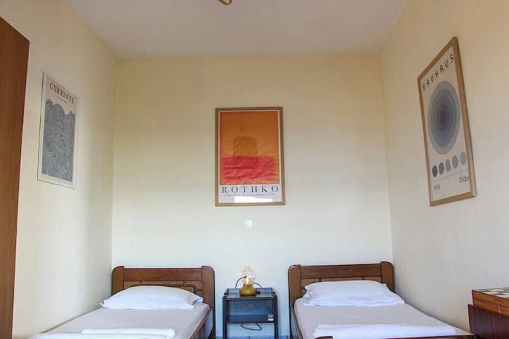 Captain's View Guesthouse: Aegean's heart unfolds in your eyes in Nanouras, Ikaria