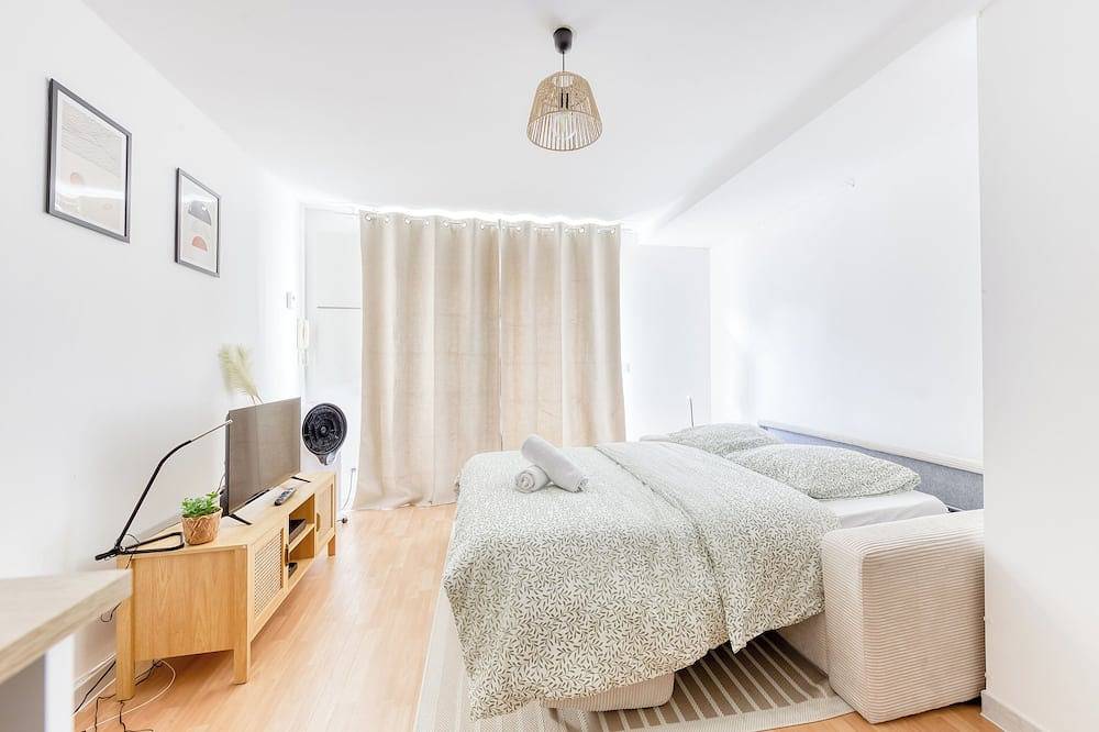 Apartamento entero, Cocon Urbain à deux pas de la défense - Terrace in Nanterre, Altos del Sena