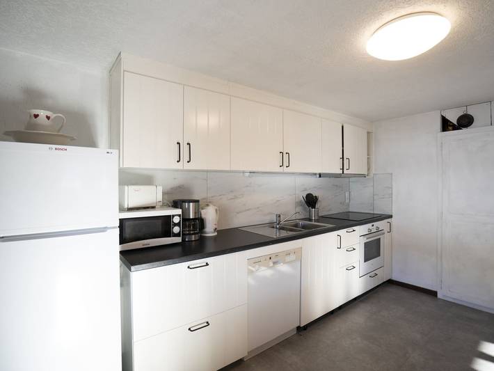 Gîte pour 7 personnes, avec balcon dans Office De Tourisme De Chatel - 4