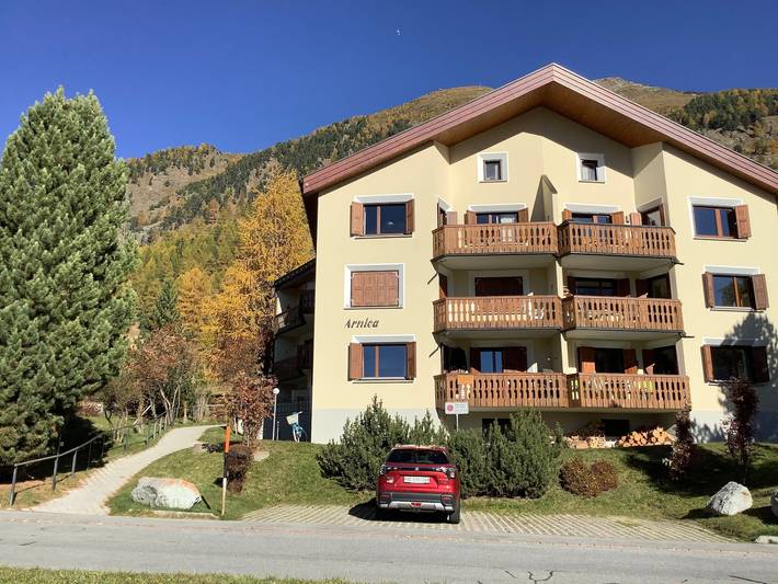 Vakantiewoning voor 2 personen, met tuin en balkon in Pontresina