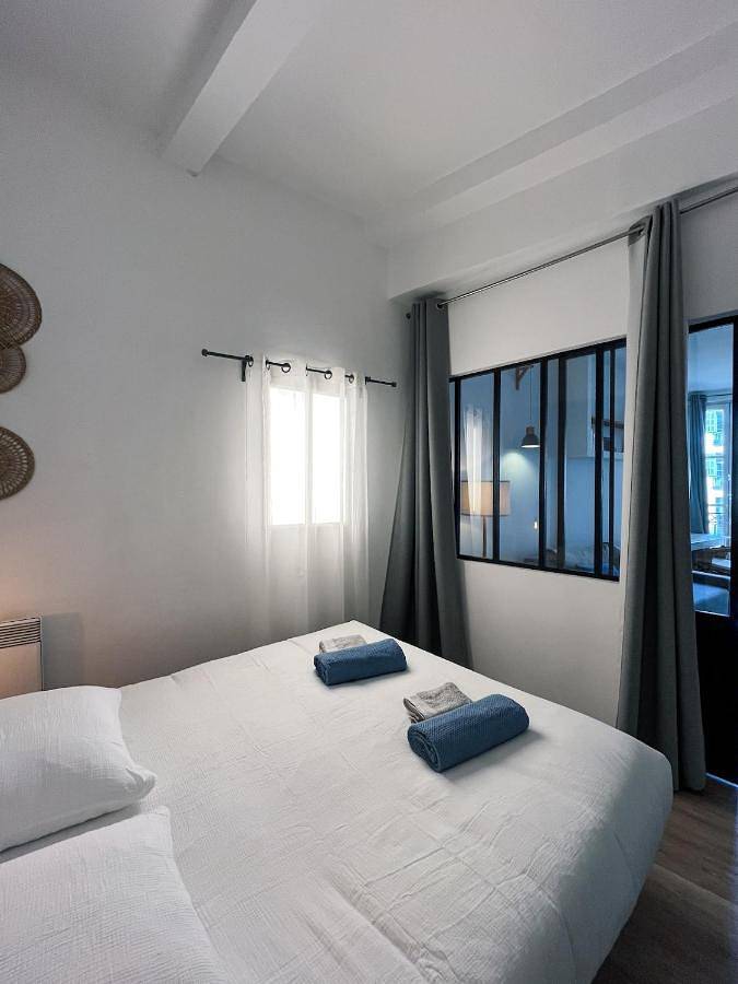 Gîte pour 4 personnes, avec vue dans Office De Tourisme De Toulon