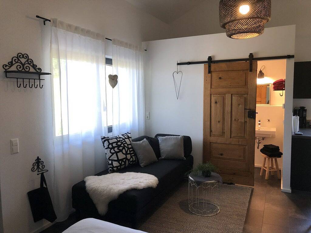 Ferienwohnung mit 1 Schlafzimmer in Öhringen, Hohenlohe