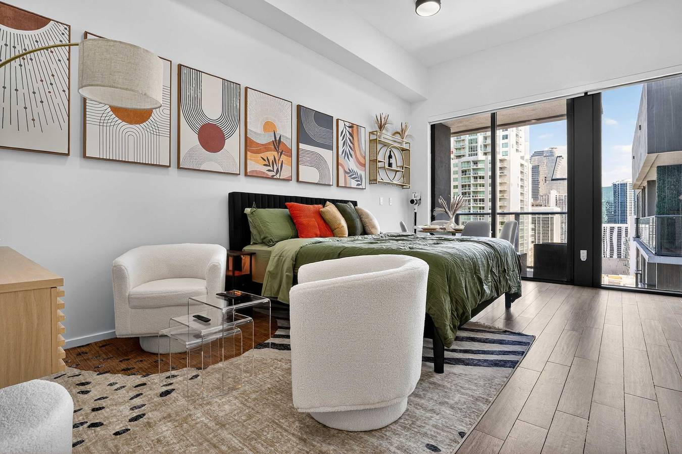 Estudio entero, Cbd Luxepad Penthouse Studio 1 King Bed Gorgeous Bay Views  Pool  Hottub  Gym  Restaurants in Miami, Florida