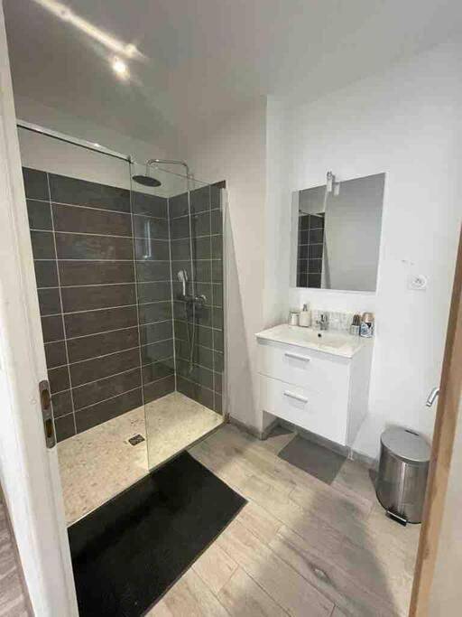 Appartement entier, Studio en centre ville in Montceau-les-Mines, Région de Chalon-sur-Saône