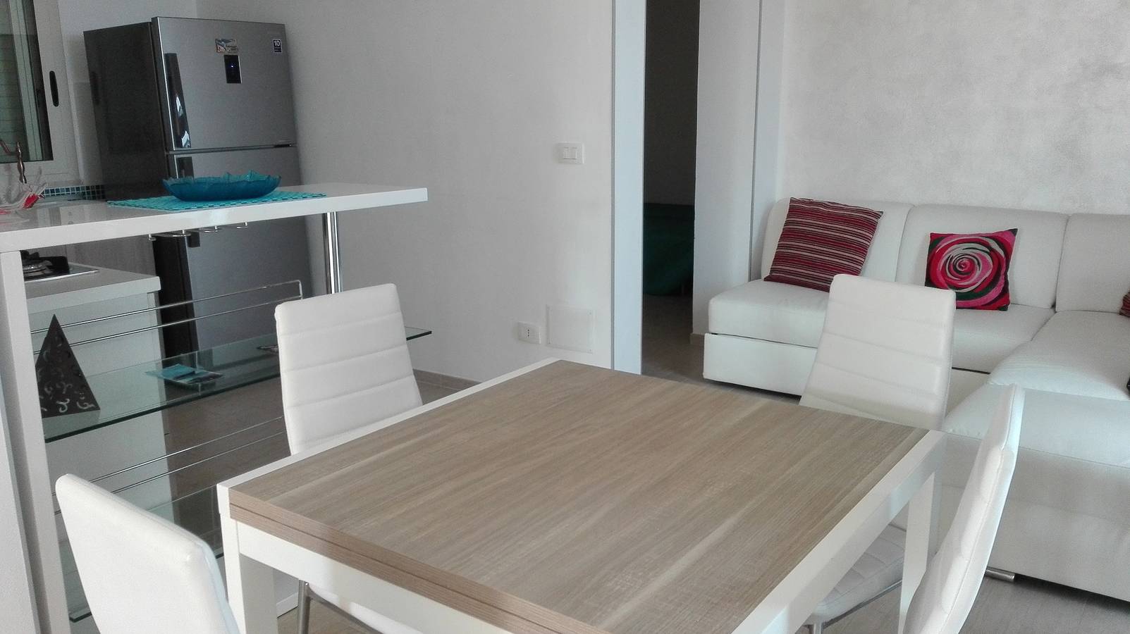 Appartement entier, Appartement spacieux à Pozzallo, 110m² avec piscine et vue mer in Tegolaio, Pozzallo