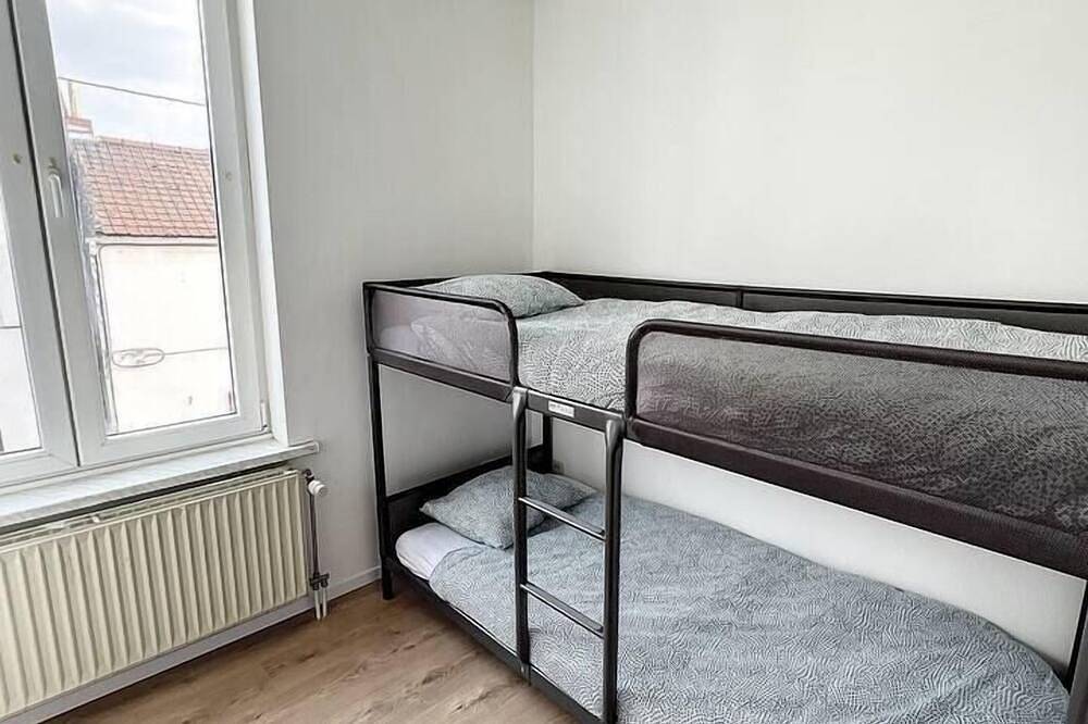 Geheel appartement, Station 173 C Bruxelles-charleroi-airport in Ransart, Charleroi