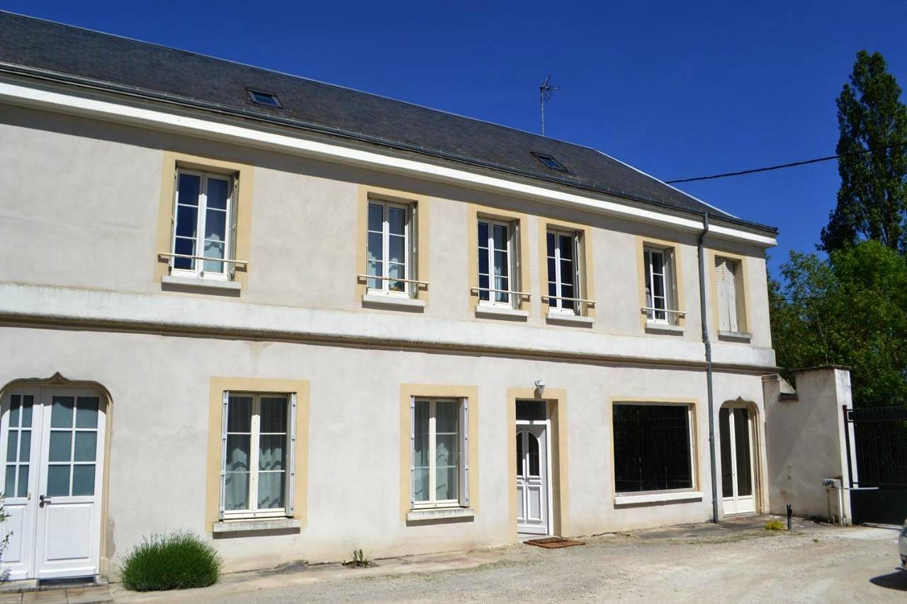 Appartement entier, Maison avec vue sur le Château in Orléans, Sologne