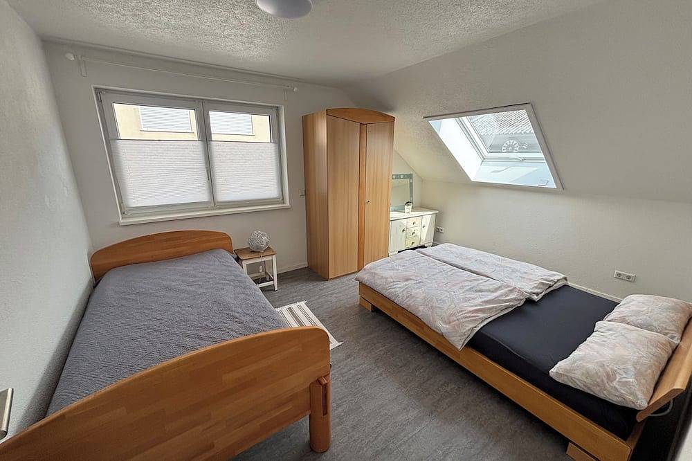 Ganze Wohnung, Gemütliche Ferienwohnung im ländlichen Bahnbrücken in Kraichtal, Kraichgau