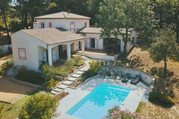 Villa pour 8 personnes, avec Balcon et Jardin