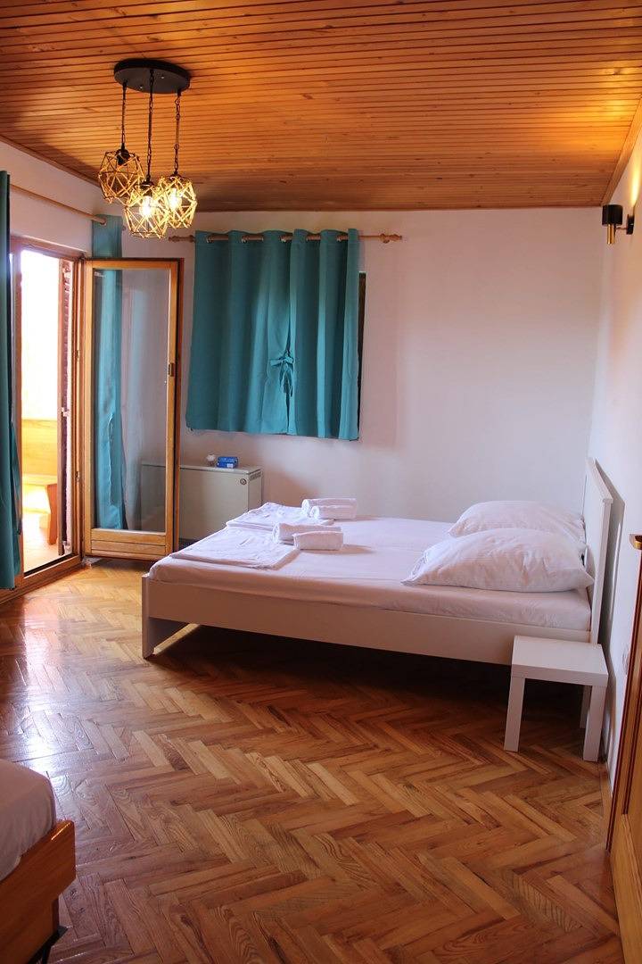 Ferienwohnung für 5 Personen in Pirovac, Šibenik-Knin