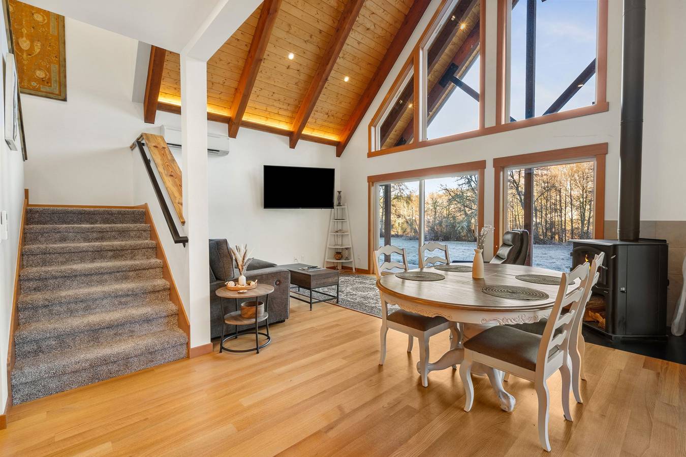 Quail Run River View Cottage! in Oregon