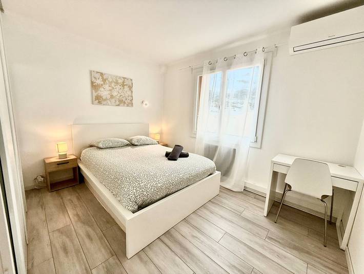 Gîte pour 4 personnes, avec balcon dans Port de Sanary sur Mer - 4