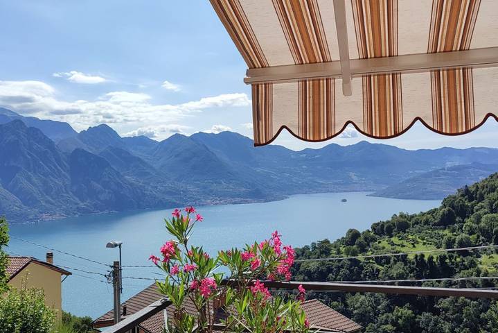 Apartamento de vacaciones para 4 personas, con vistas al lago además de piscina y balcón/terraza - 1