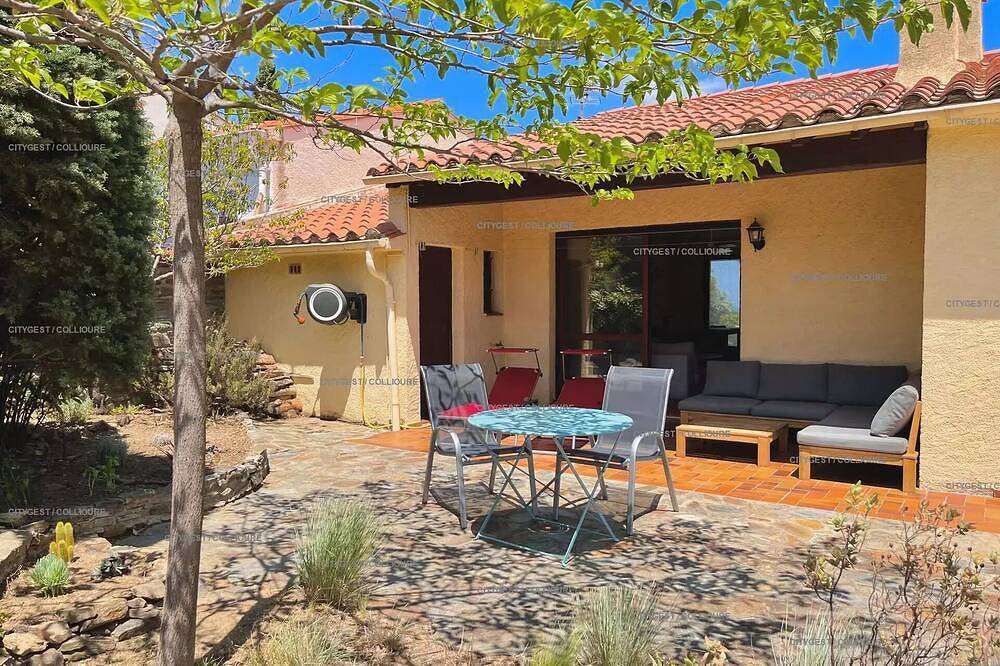 Residence Ambeille - Houses & Villas for 4 People in La Côte Vermeille, Collioure