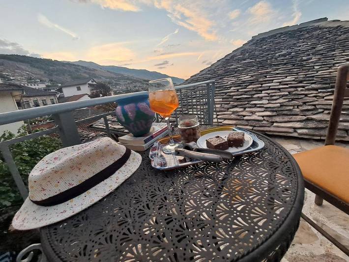 Maison d’hôte pour 3 personnes, avec jardin et vue dans Gjirokastër - 3