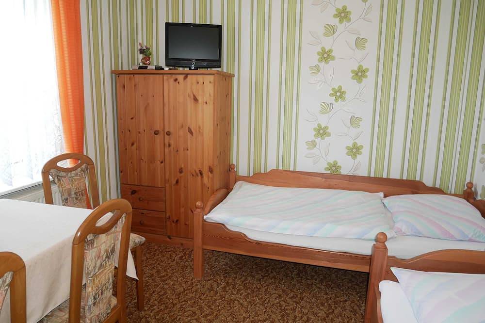 Ganze Wohnung, Ferienwohnung Kasch - Ferienwohnung auf dem Land in Krummin, Usedomer Norden