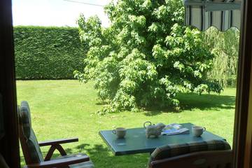 Gîte pour 2 personnes, avec jardin à Céaux
