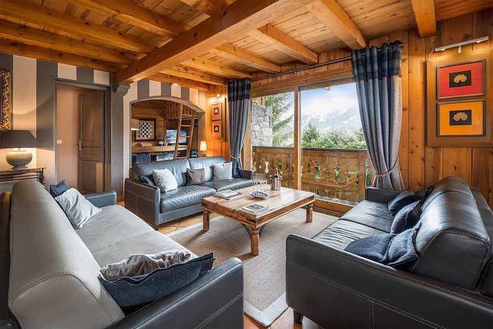 Chalet for 15 people, with sauna and balcony in Courchevel