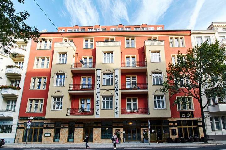 Hotel für 10 Personen - 1