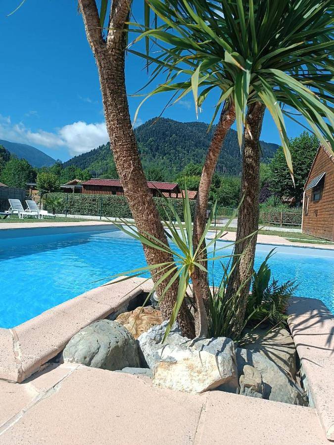 Location de vacances pour 4 personnes, avec jardin ainsi que piscine et vue, animaux acceptés à Fougax-et-Barrineuf - 3