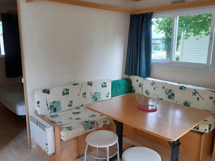 Camping pour 4 personnes dans le Cantal - 2