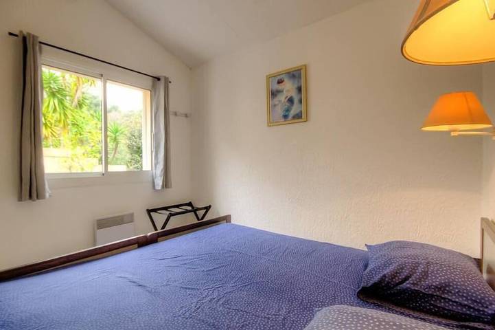 Location de vacances pour 3 personnes, avec Jardin et Piscine à Costa - 3